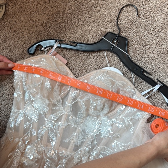 Wtoo BHLDN Oatmeal Strapless Lace Gown - Picture 12 of 16